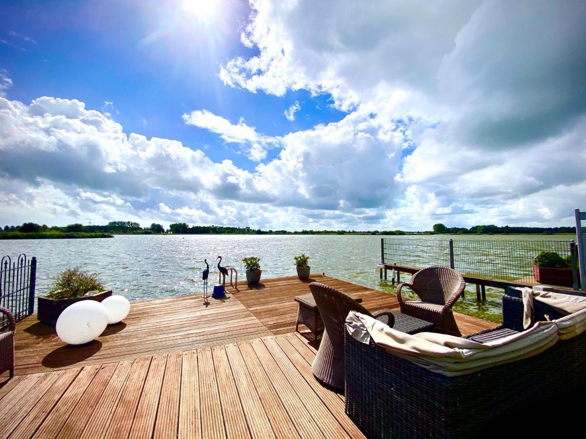Ferienhaus Mit Wundervollem Seeblick Ferienpark Vislust Ijsselmeer Wervershoof Exterior foto