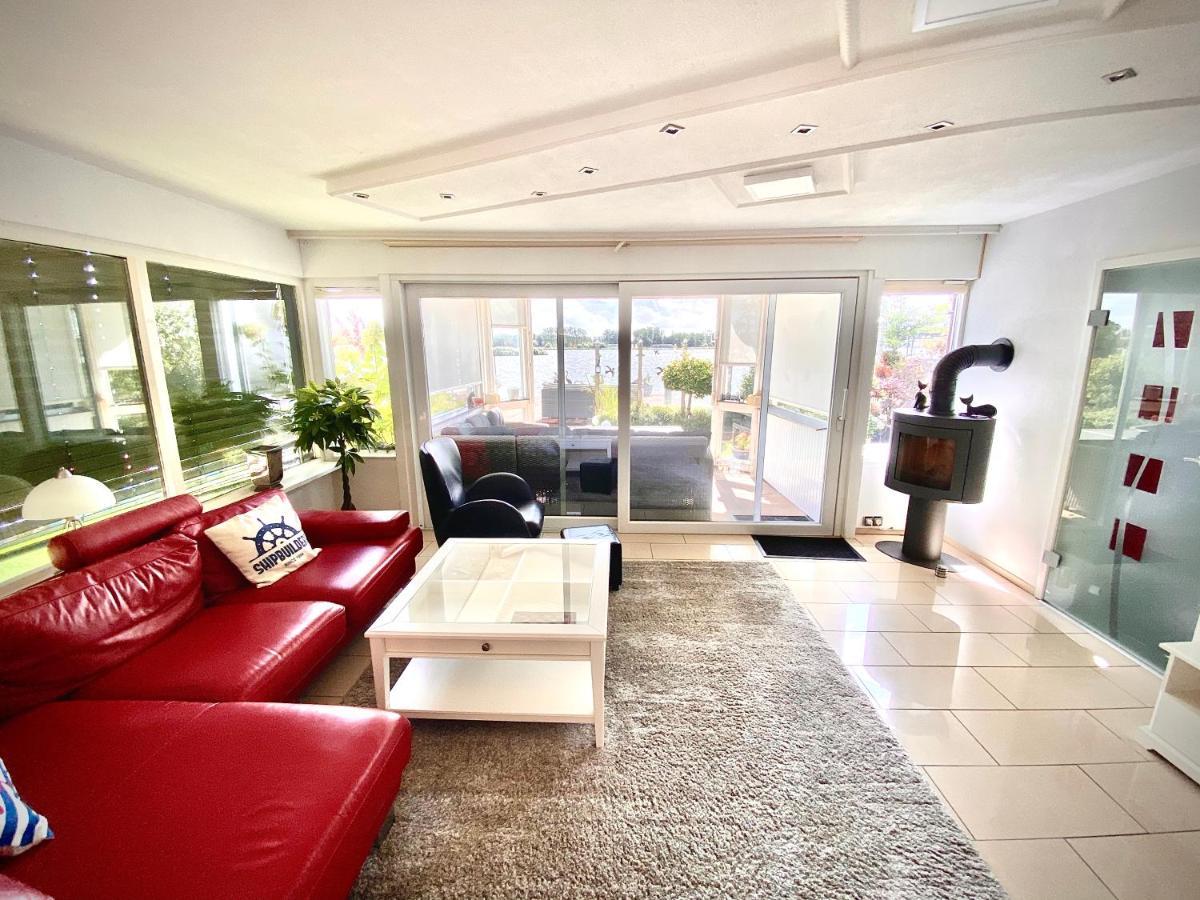 Ferienhaus Mit Wundervollem Seeblick Ferienpark Vislust Ijsselmeer Wervershoof Exterior foto